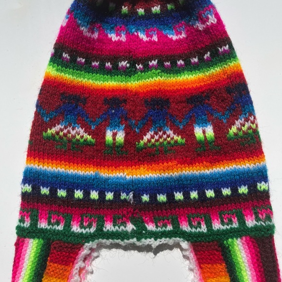NWT Hand Knitted Multicolored Traditional Peruvian kids Wool cap / Beanie - Picture 3 of 4